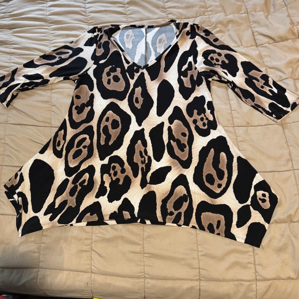Animal Print Tunic Top Leopard Cheetah Print‎ V Neck 3/4 Sleeve